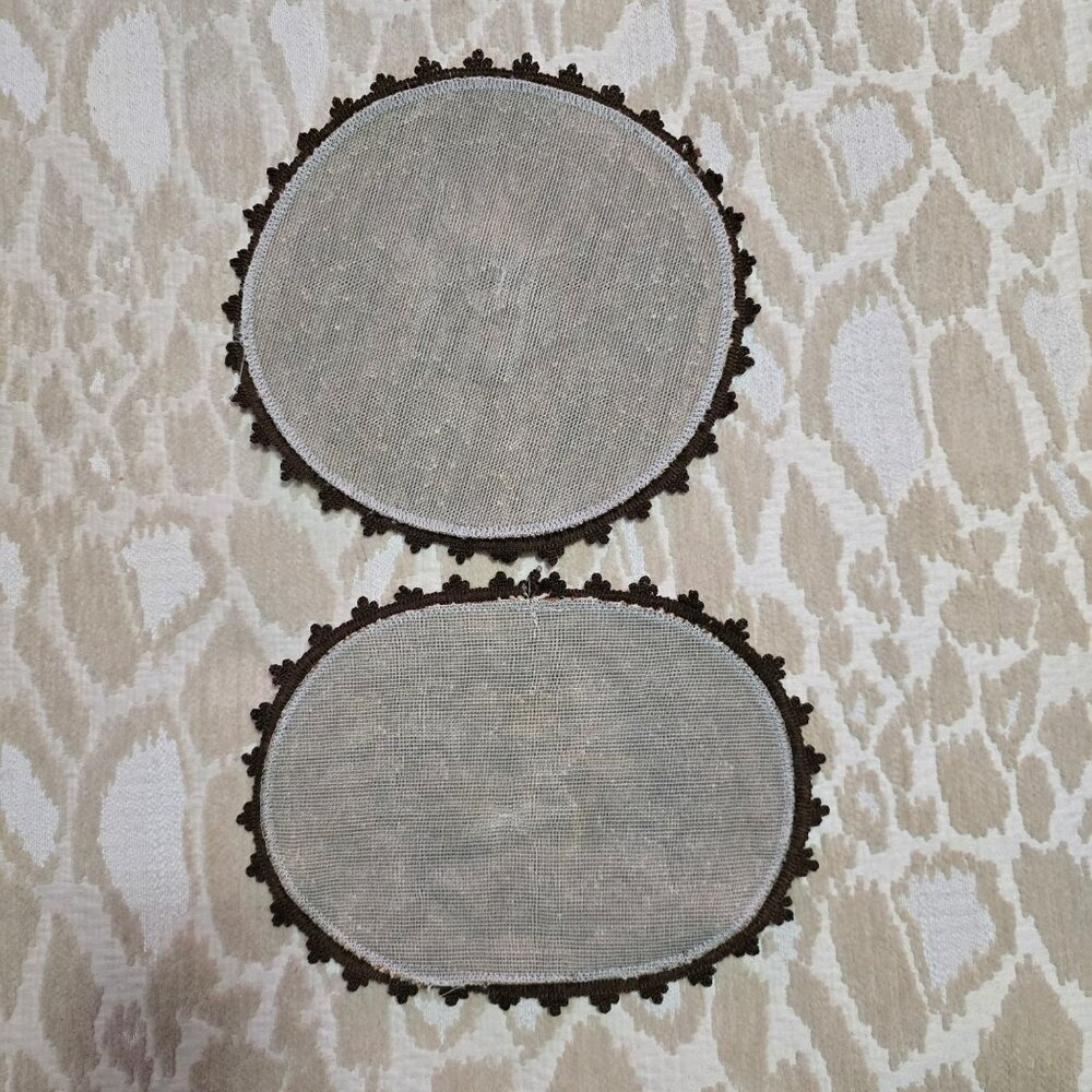 Vintage Set of 2 MCM Floral Embroidered Lace Doilies Round & Oval Beige & Brown - Picture 2 of 9